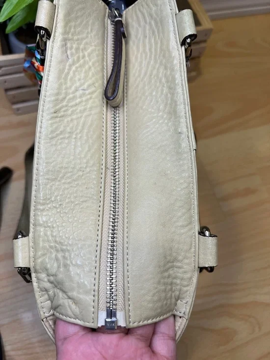 Coach Hamilton Shoulder Bag - Picture 16 of 16